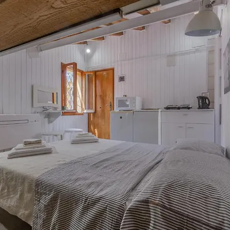 Apartman Guesthost - Aposa Little House