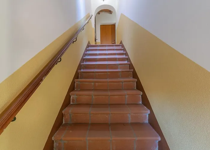 Guesthost - Aposa Little House