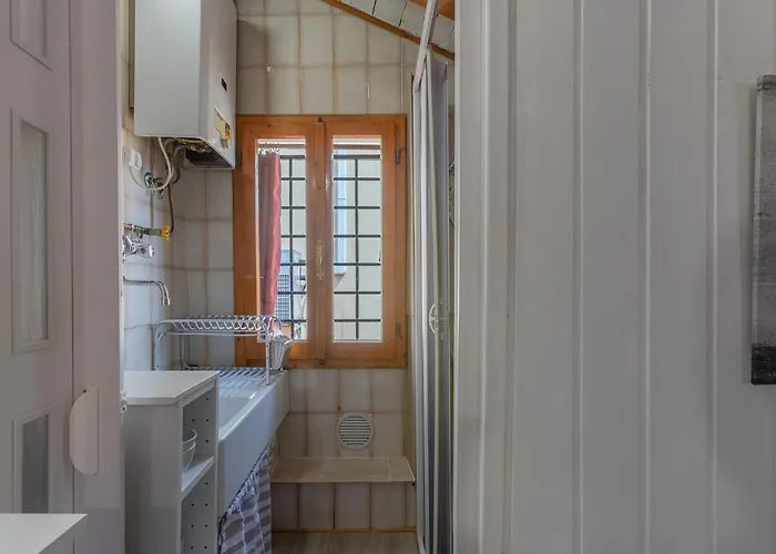 Guesthost - Aposa Little House Apartament Bolonia